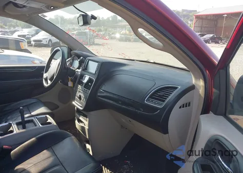 2015 Chrysler Town & Country Touring from USA, damaged, VIN 2C4RC1BG3FR563041